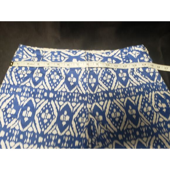 J Crew Stretch City Fit Blue & White Pattern Shorts Side Zip | Size 0 - Picture 6 of 6